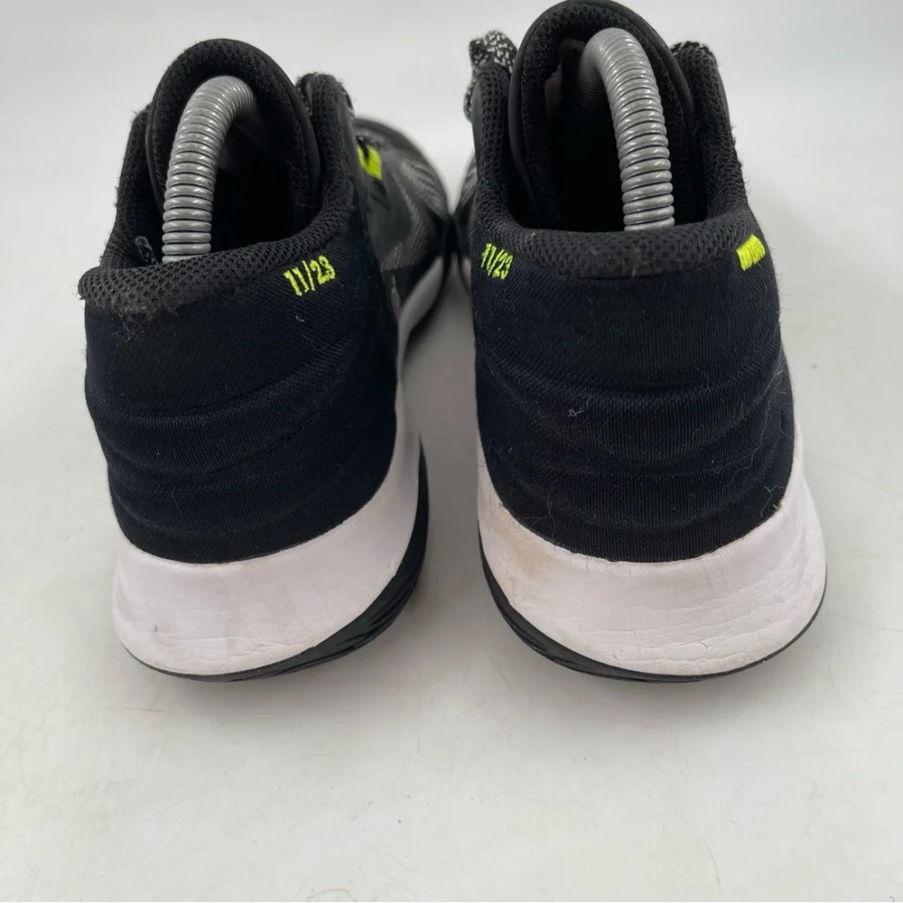 Nike excellent preowned